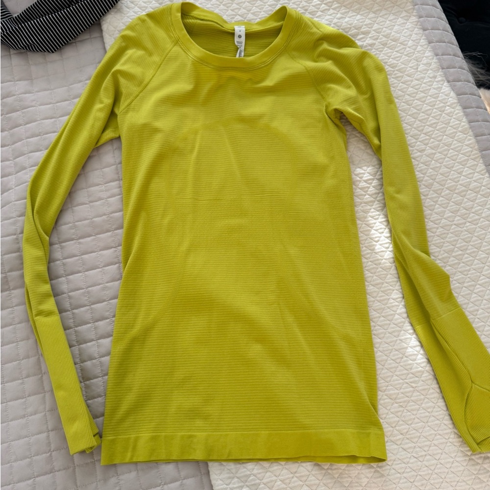 Lululemon Swiftly Tech